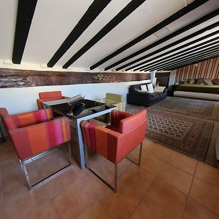 Hostal Santa Teresa Reus Kültér fotó