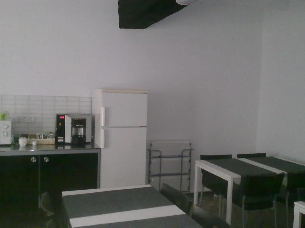 Hostal Santa Teresa Reus Kültér fotó